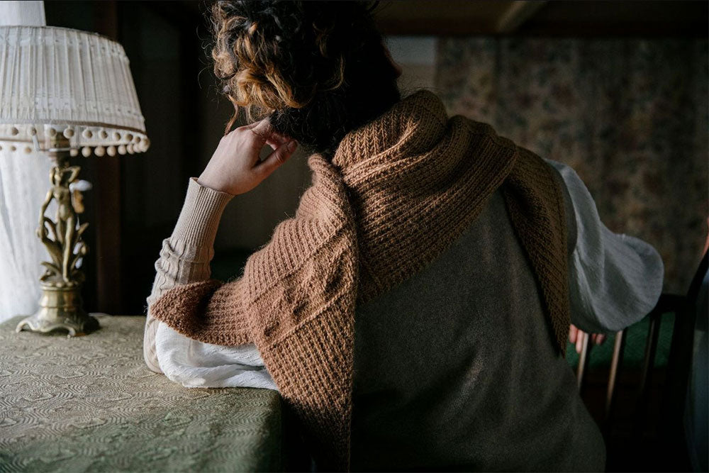 52 Weeks of Shawl par Laine Magazine - Livre tricot anglais