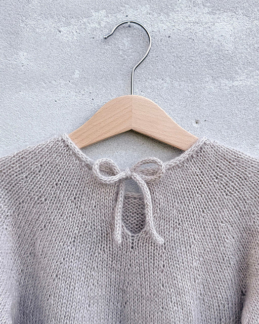 Kit de tricot - Christmas Morning Dress par Knitting For Olive