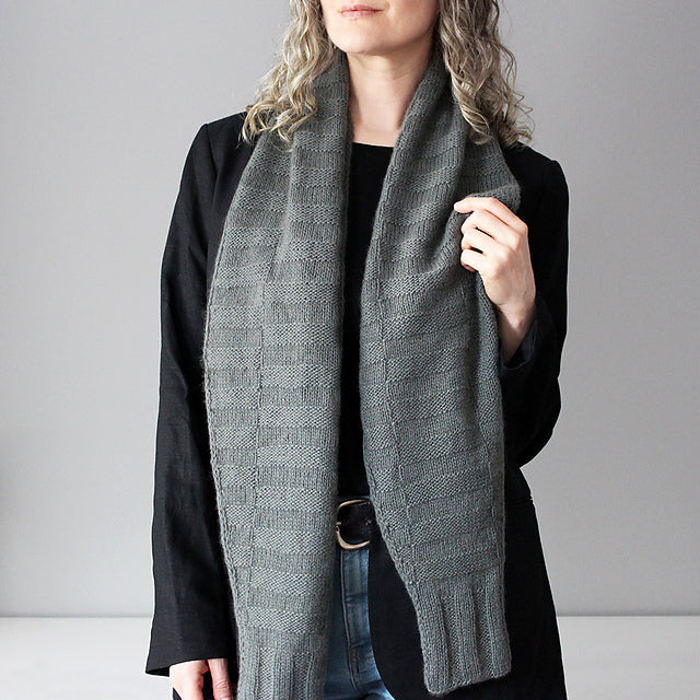 Kit de tricot - Grass Fields Scarf par Lisa Hannes