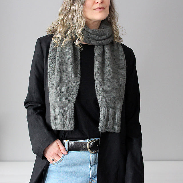 Kit de tricot - Grass Fields Scarf par Lisa Hannes