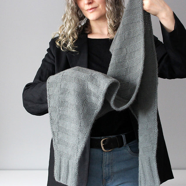 Kit de tricot - Grass Fields Scarf par Lisa Hannes