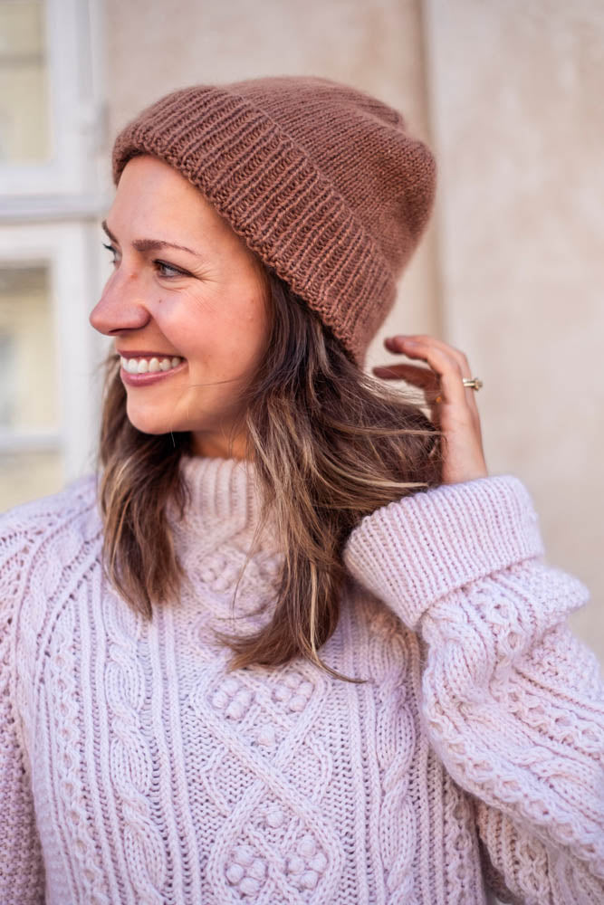Knits to Wear: Effortless Patterns par Kutova Kika - Livre tricot anglais