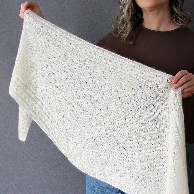 Kit de tricot - Sparkling Water Wrap par Lisa Hannes