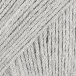 03 Gris pâle