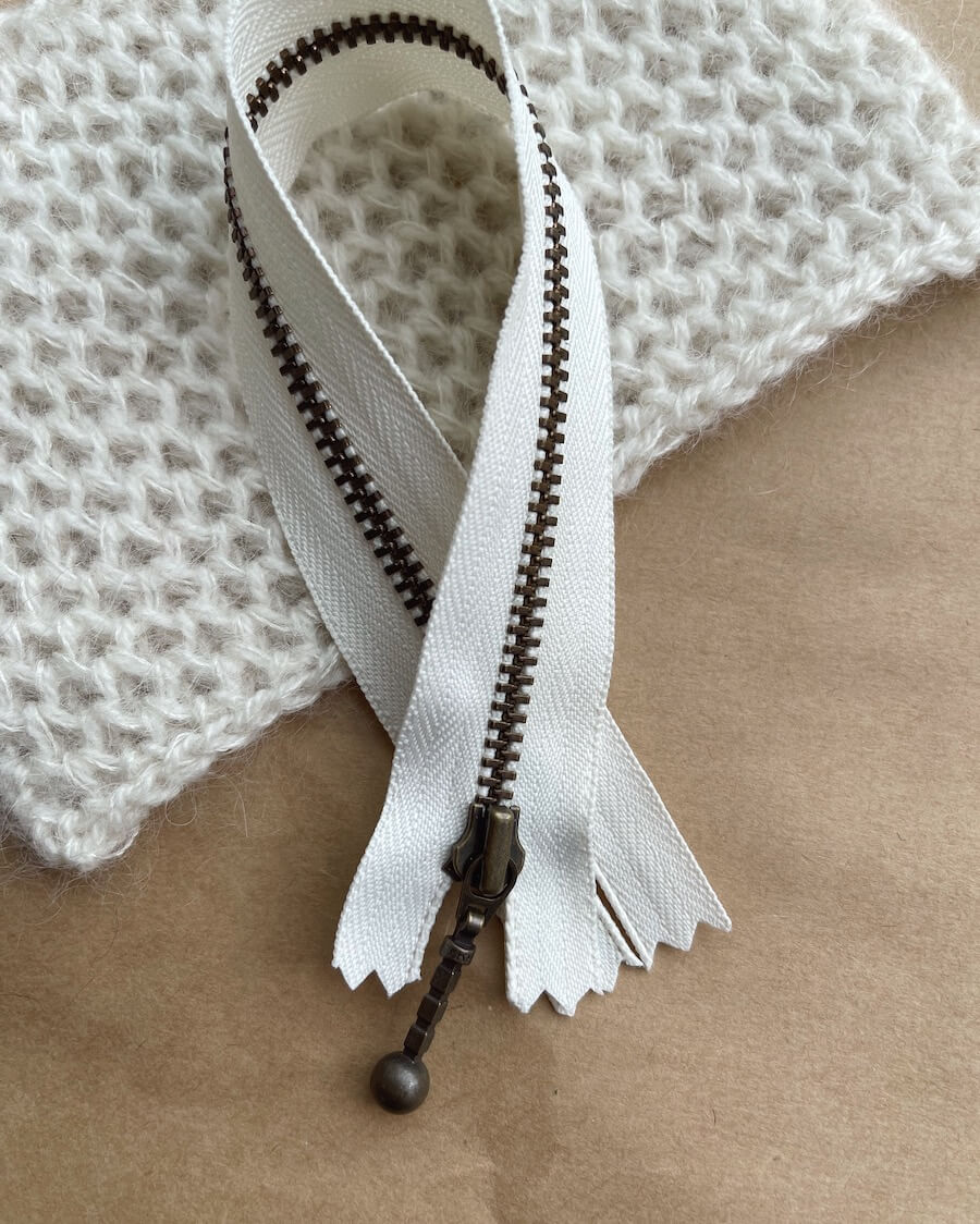 Mother of Pearl - 23 cm