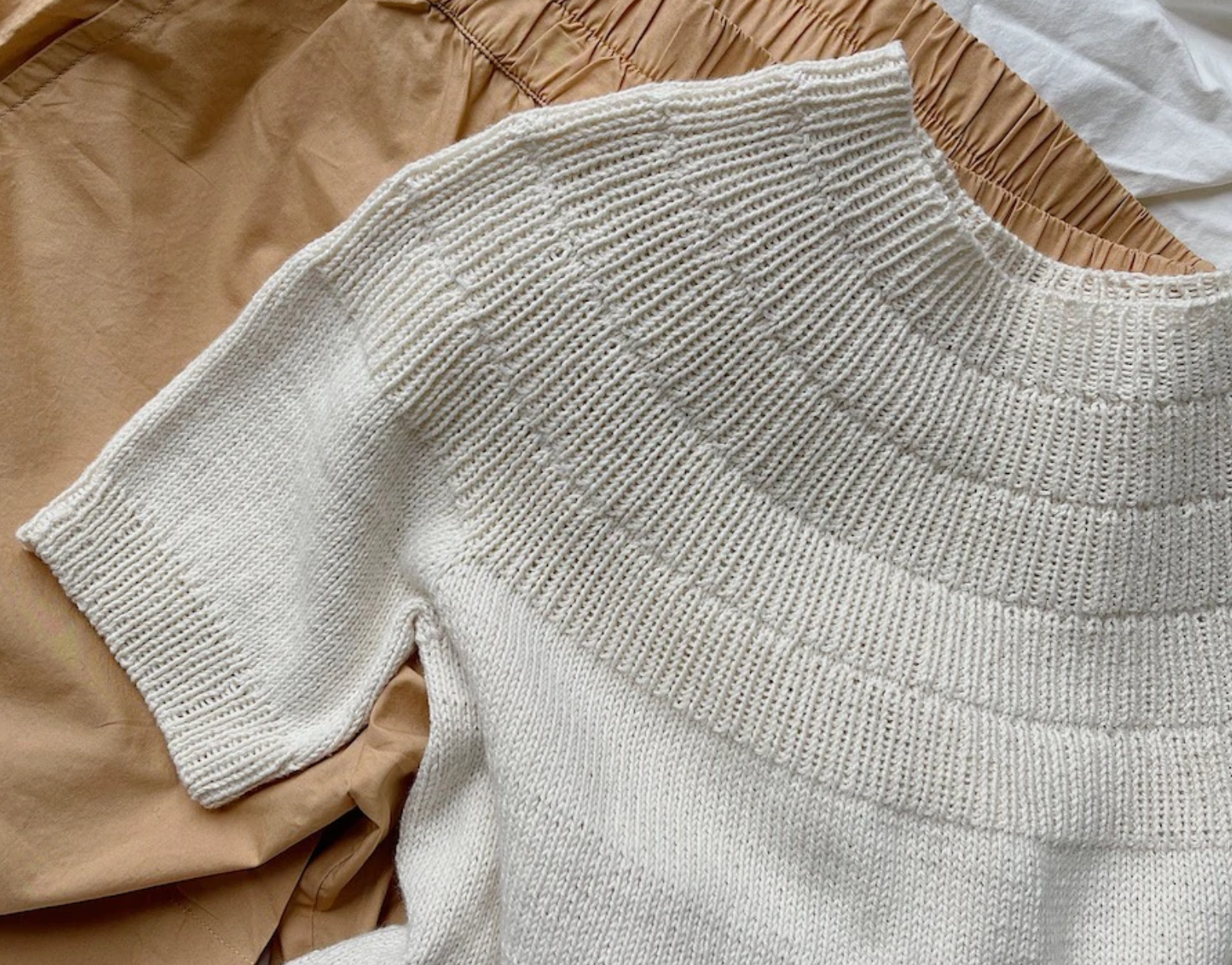 Patron "Anker Tee" - PetiteKnit