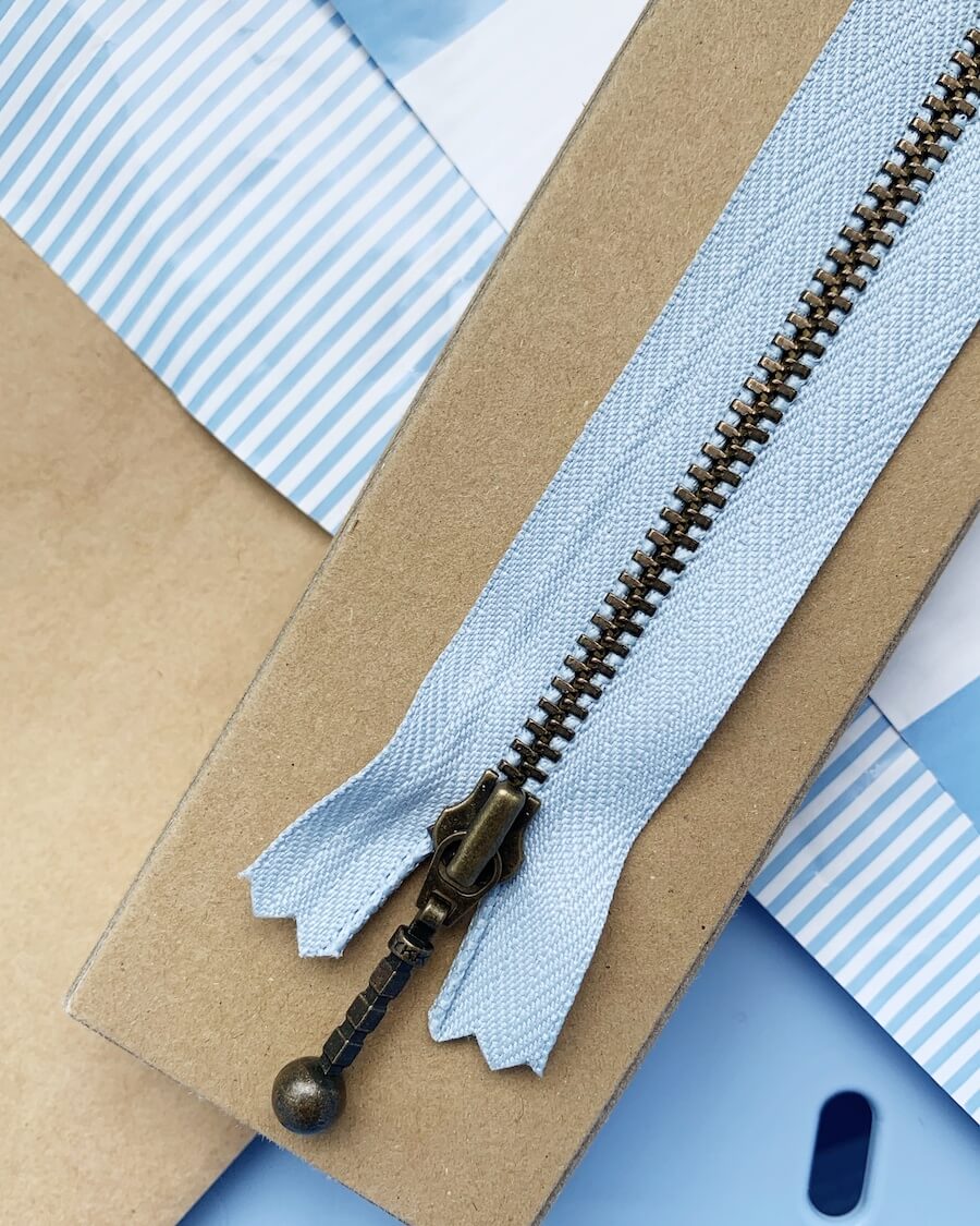 Ice Blue - 17 cm