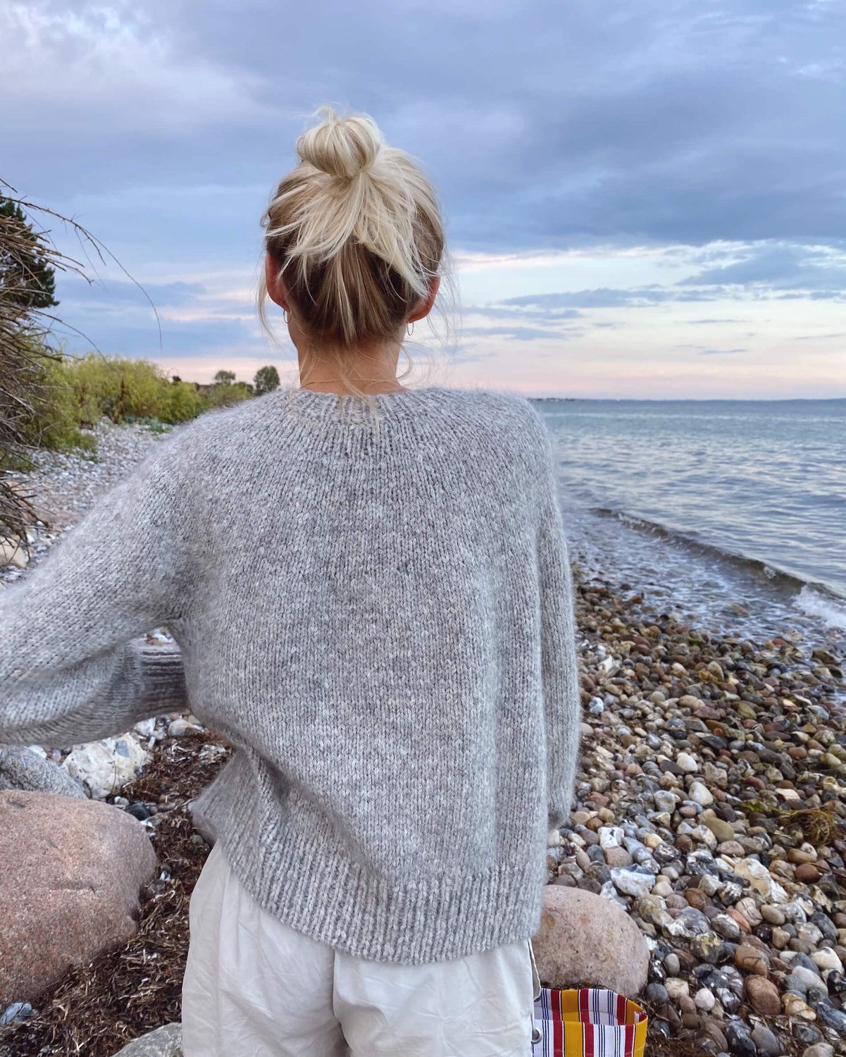 Patron "Novice Cardigan - Chunky Edition" - PetiteKnit