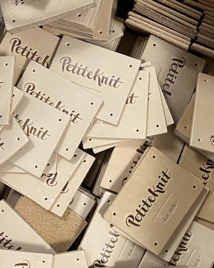 Étiquettes PetiteKnit Cuir / Leather label