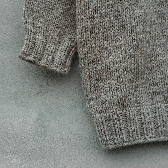 Kit de tricot - Dinosaur Sweater par Knitting For Olive