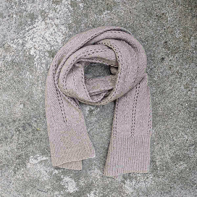 Kit de tricot - Fern Scarf par Knitting For Olive