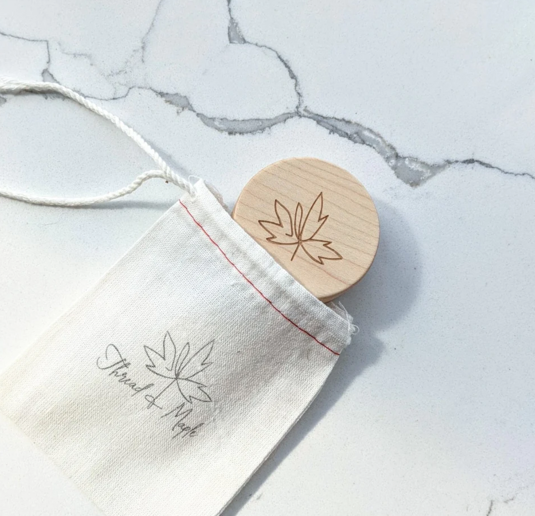 Maple Tape Measure - Ruban à mesurer en érable Thread &amp; Maple