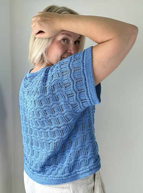 Kit de tricot - Day Dancer Tee par Paula Narkiniemi