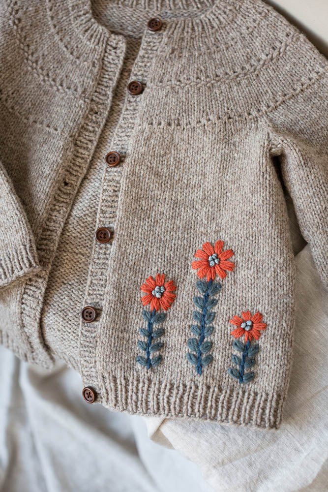 Embroidery on Knits - Livre tricot anglais