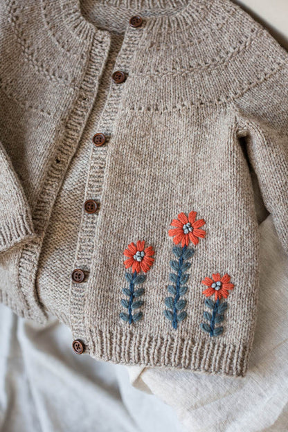 Embroidery on Knits - Livre tricot anglais