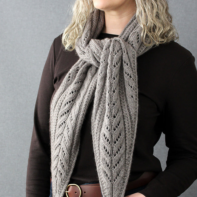 Kit de tricot - Fern Field Wrap par Lisa Hannes