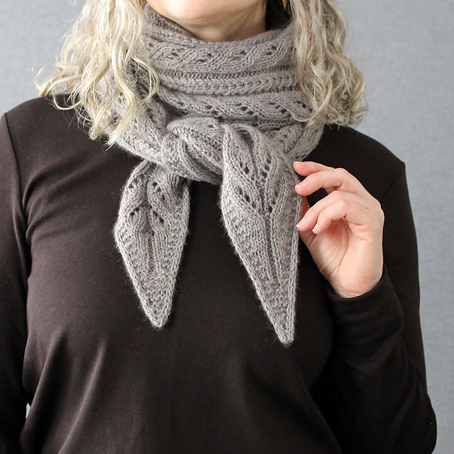 Kit de tricot - Fern Field Wrap par Lisa Hannes