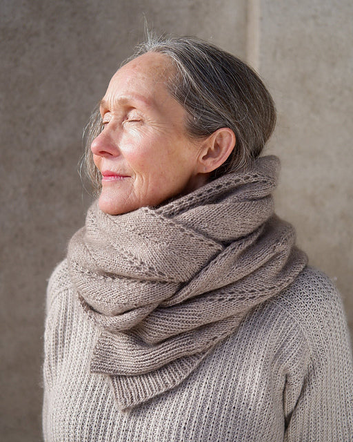 Kit de tricot - Fern Scarf par Knitting For Olive