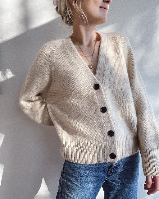Kit de tricot - Champagne Cardigan par PetiteKnit