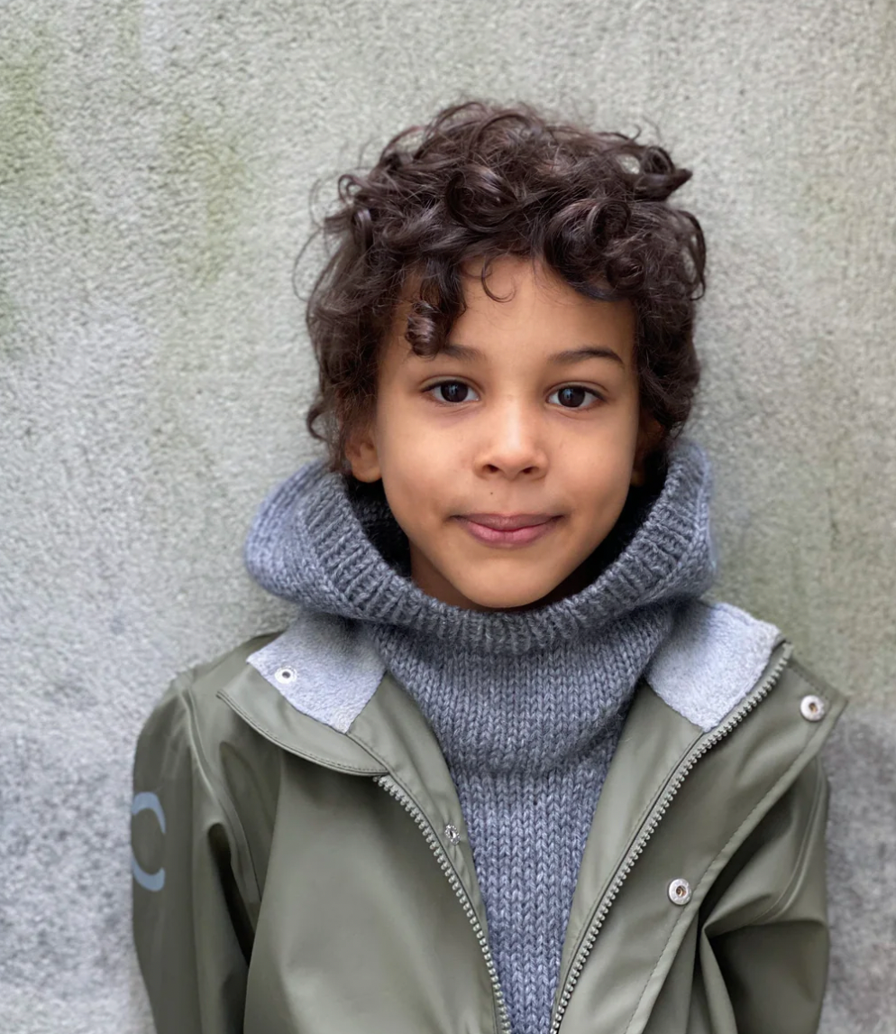 Kit de tricot - Winter Hood par Knitting For Olive
