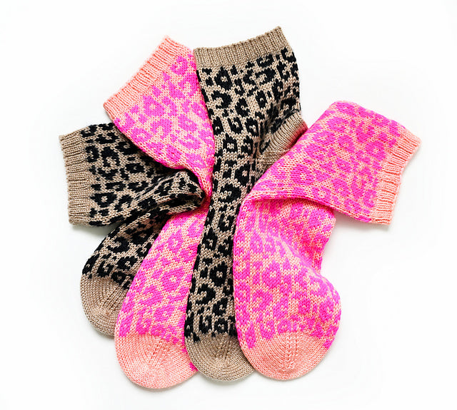 Kit de tricot - The Leopard Socks par Summer Lee