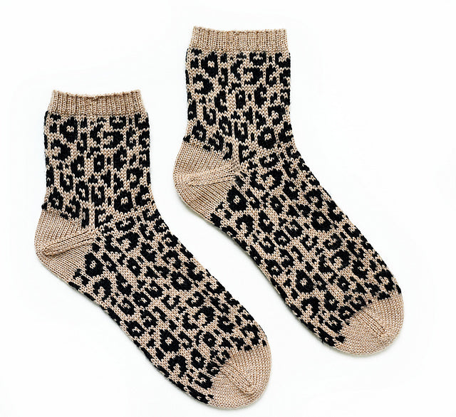 Kit de tricot - The Leopard Socks par Summer Lee