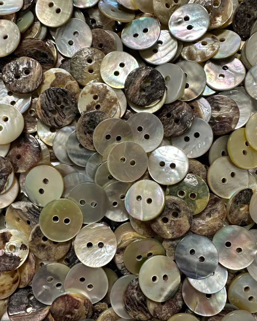 Mother of pearl buttons Ø15 mm - Petiteknit Boutons