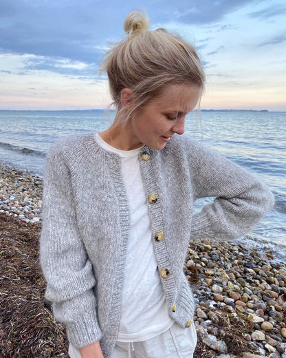 Patron &quot;Novice Cardigan - Chunky Edition&quot; - PetiteKnit