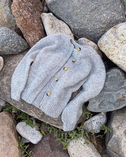 Patron &quot;Novice Cardigan - Chunky Edition&quot; - PetiteKnit
