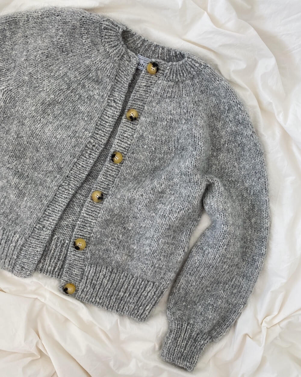 Patron &quot;Novice Cardigan - Chunky Edition&quot; - PetiteKnit