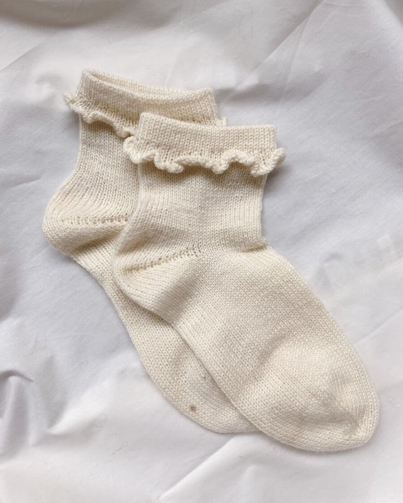 Patron &quot;Ruffle Socks&quot; - PetiteKnit