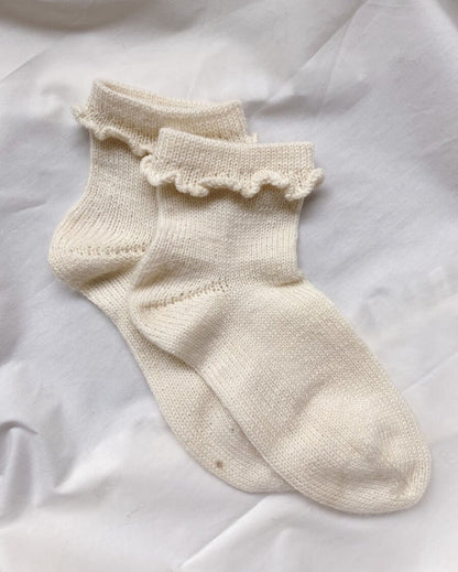 Patron &quot;Ruffle Socks&quot; - PetiteKnit