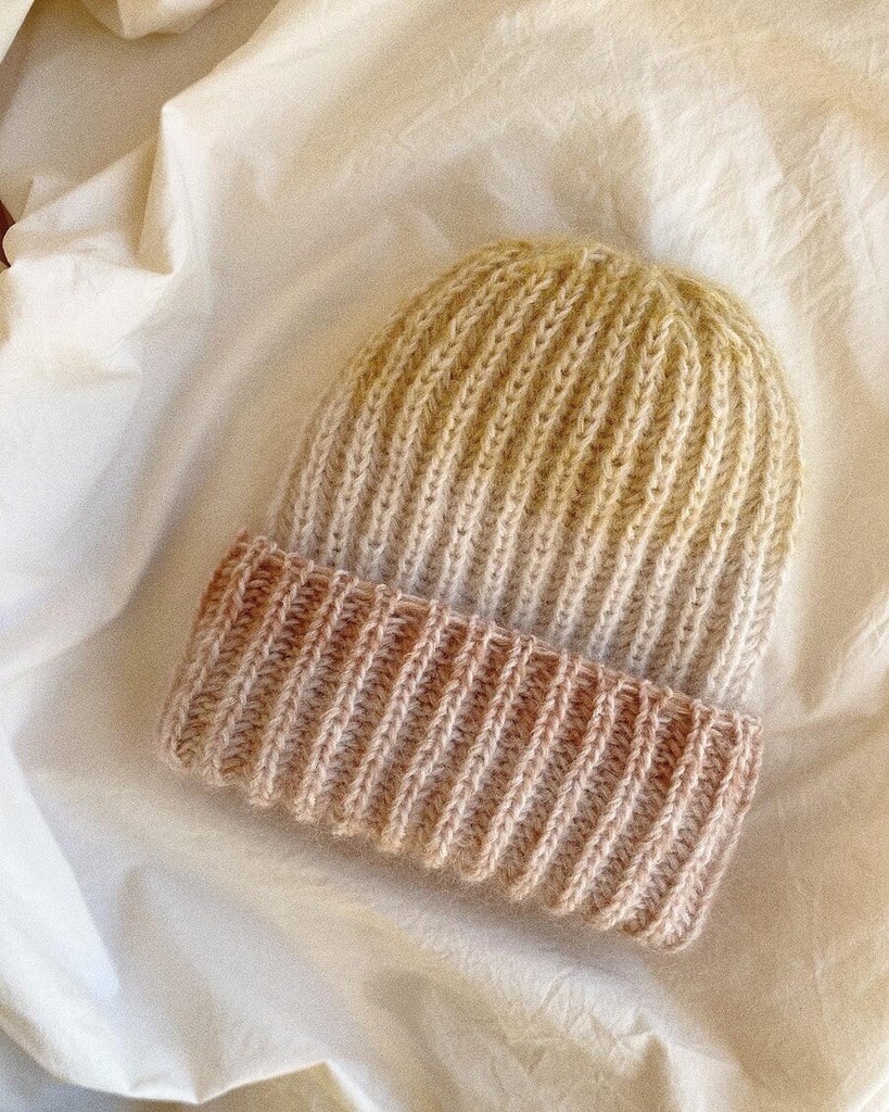 Patron &quot;September Hat&quot; - PetiteKnit