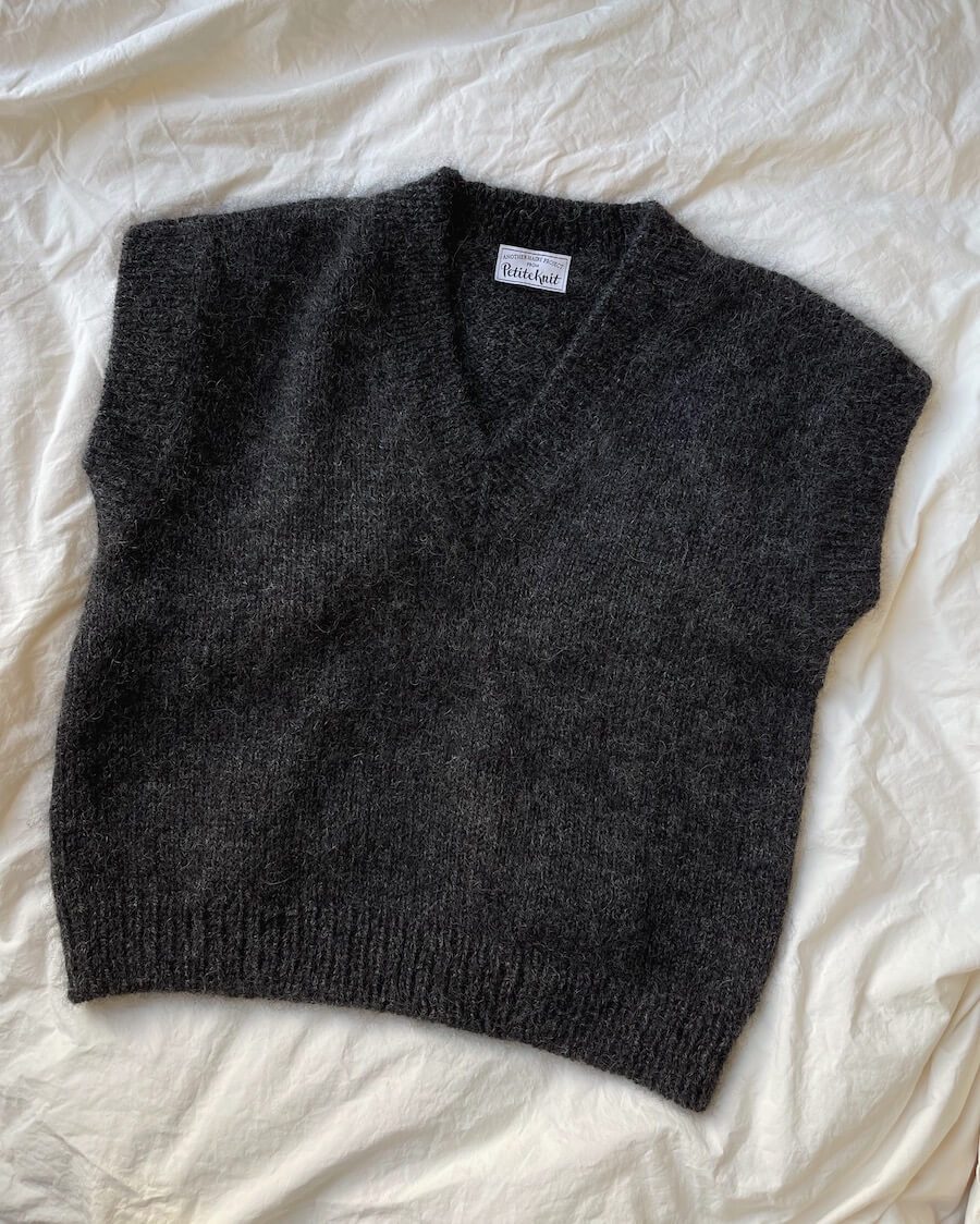 Patron &quot;Weekend Slipover V-Neck&quot; - PetiteKnit