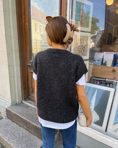 Patron &quot;Weekend Slipover V-Neck&quot; - PetiteKnit